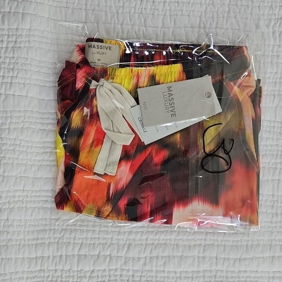 Massive Luxury Crinkle Drawstring Shorts Men's M Medium Tie Dyed Red Yellow NEW - Picture 7 of 7